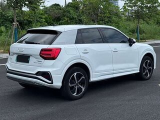 2022 Audi Q2 L e-tron I Рестайлинг, белый, 1561226 рублей, вид 4