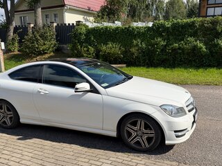 2012 Mercedes-Benz C-Класс 250 III (W204) Рестайлинг, белый, 1500000 рублей, вид 4