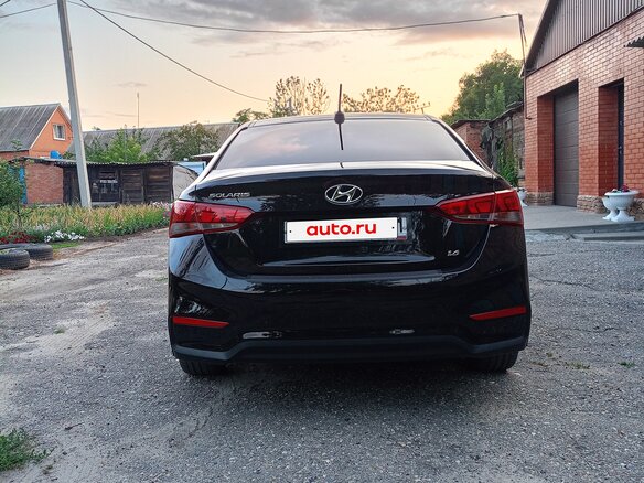 2019 Hyundai Solaris II, чёрный, 1600000 рублей - вид 3