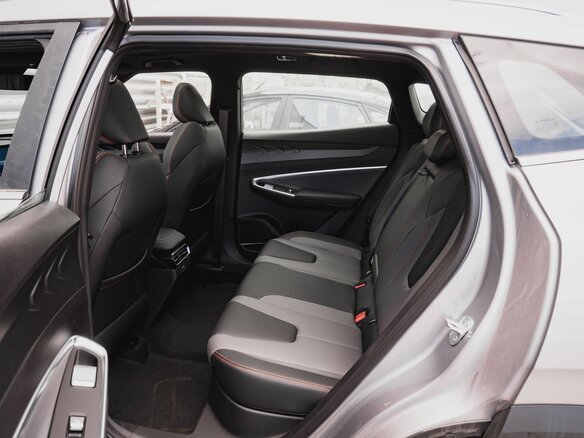 2026 Geely Cityray, серебристый, 3144000 рублей - вид 33