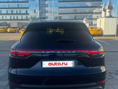 2019 Porsche Cayenne III, синий, 5600000 рублей, вид 3