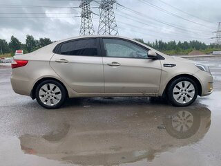2011 Kia Rio 5-speed III, бежевый, 670000 рублей, вид 2