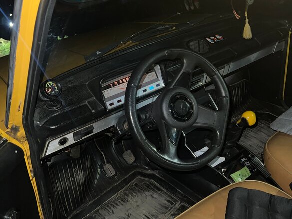 1978 Lada (ВАЗ) 21011, жёлтый, 380000 рублей - вид 8
