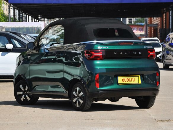 2023 Wuling Mini EV 26.5 kWh II, зелёный