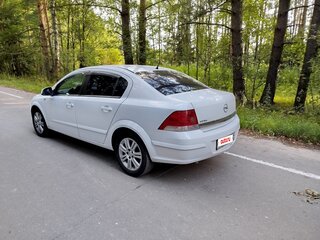 2011 Opel Astra H Рестайлинг, белый, 520000 рублей, вид 5