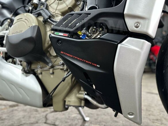 2022 Ducati Streetfighter V4, чёрный, 1950000 рублей - вид 23