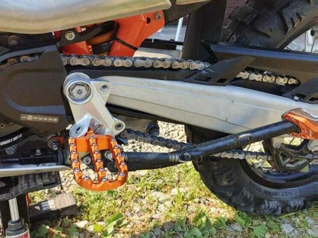 2013 KTM 690 Enduro R, оранжевый, 700000 рублей, вид 5