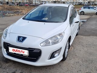 2011 Peugeot 308 I Рестайлинг, белый, 850000 рублей, вид 2