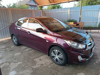 2014 Hyundai Solaris I, фиолетовый, 950000 рублей, вид 1