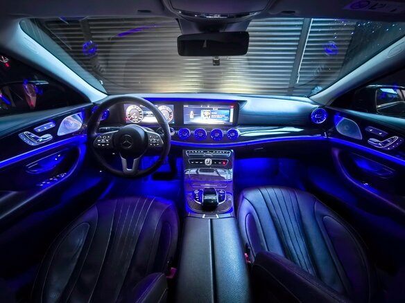 2019 Mercedes-Benz CLS 450 III (C257), чёрный, 4900000 рублей - вид 7