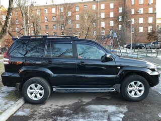 2008 Toyota Land Cruiser Prado 4-speed 120 Series Рестайлинг, чёрный, 2550000 рублей, вид 2