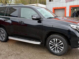 2016 Toyota Land Cruiser Prado 150 Series Рестайлинг 1, чёрный, 4000000 рублей, вид 4