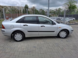 2004 Ford Focus I Рестайлинг, серебристый, 320000 рублей, вид 4