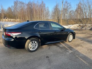 2020 Toyota Camry VIII (XV70), чёрный, 2350000 рублей, вид 4