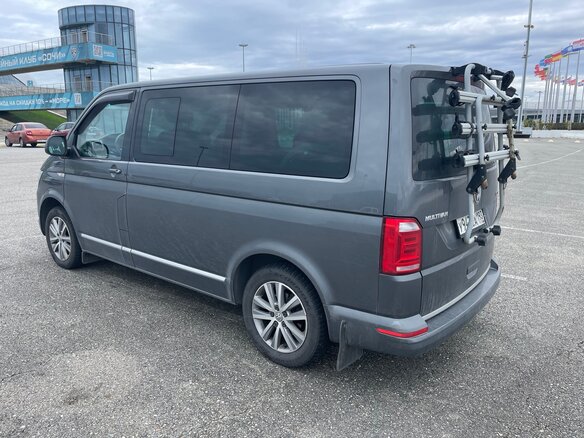 2019 Volkswagen Multivan T6, серый, 3900000 рублей - вид 4