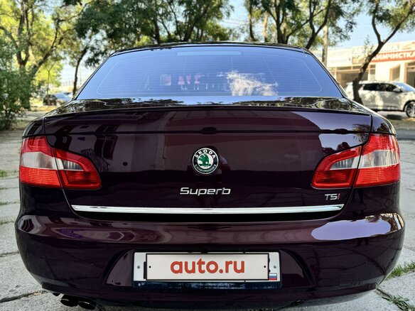 2011 Skoda Superb II, красный, 1300000 рублей - вид 5