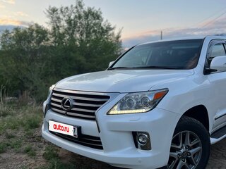 2015 Lexus LX 570 III Рестайлинг, белый, 5500000 рублей, вид 1