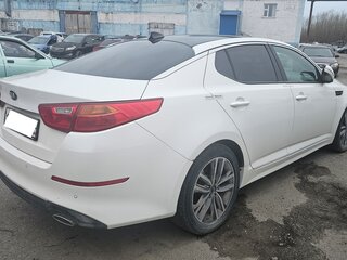 2015 Kia Optima III Рестайлинг, белый, 896000 рублей, вид 4