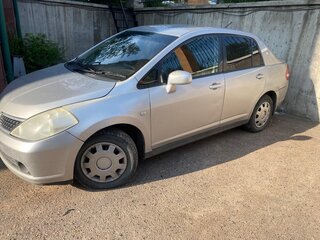 2006 Nissan Tiida Latio I, серый, 650000 рублей, вид 3