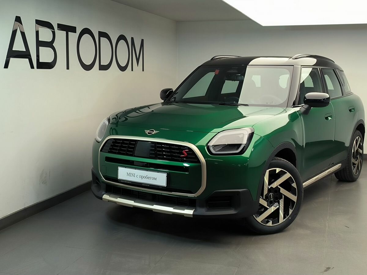 Открыть фотографии: Mini Countryman III