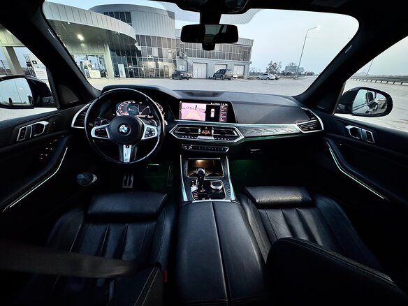2019 BMW X5 30d IV (G05/G18), синий, 6200000 рублей - вид 7