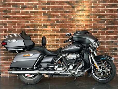 2016 Harley-Davidson Ultra Limited, серый, 1700000 рублей, вид 3