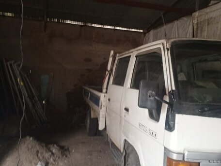 1991 Toyota Dyna, белый, 1000000 рублей, вид 2