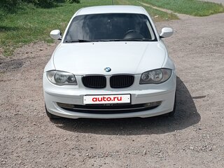 2010 BMW 1 серии 116i I (E81/E82/E87/E88) Рестайлинг, белый, 710000 рублей, вид 3