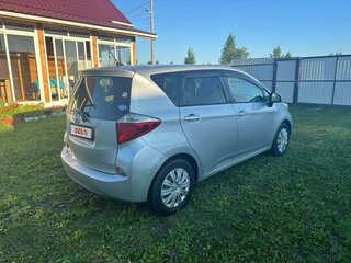 2012 Toyota Ractis II, серебристый, 930000 рублей, вид 5