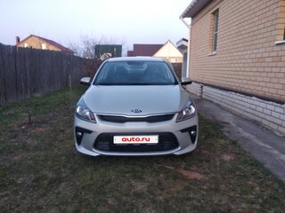 2019 Kia Rio IV, бежевый, 1350000 рублей, вид 3