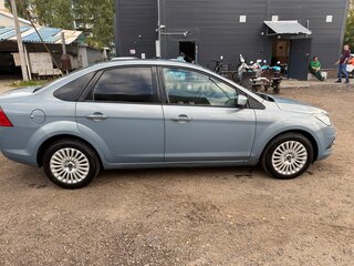 2010 Ford Focus II Рестайлинг, голубой, 1200000 рублей, вид 4