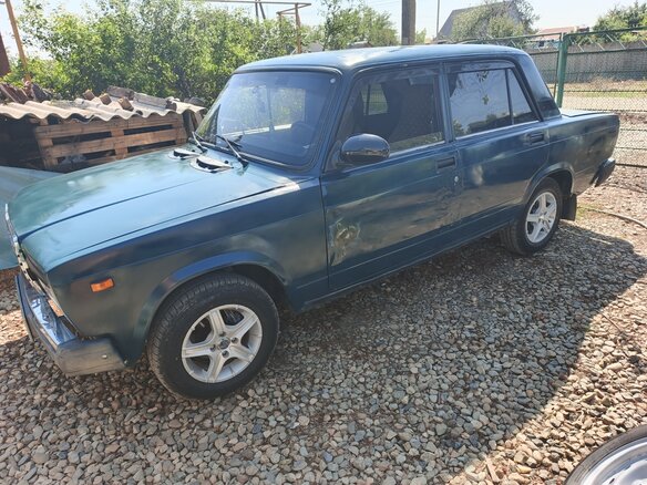 2002 Lada (ВАЗ) 2107, синий, 170000 рублей - вид 3