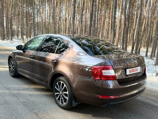 2016 Skoda Octavia III (A7), коричневый, 1200000 рублей, вид 5