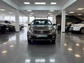 2015 Volkswagen Polo V Рестайлинг, коричневый, 1160000 рублей, вид 3