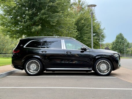 2024 Mercedes-Benz Maybach GLS 600 I Рестайлинг, чёрный, 23999000 рублей, вид 2