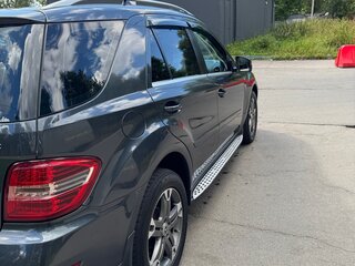 2011 Mercedes-Benz M-Класс 350 II (W164) Рестайлинг, серый, 1800000 рублей, вид 4