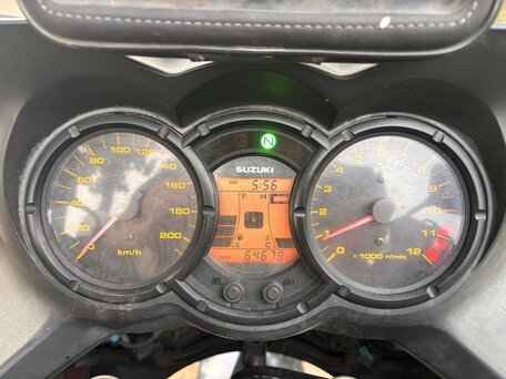 2005 Suzuki V-Strom DL 650, красный, 400000 рублей, вид 2