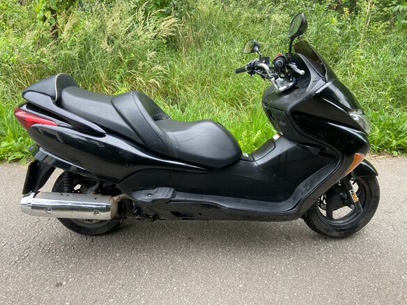 2004 Honda Forza, чёрный - вид 5