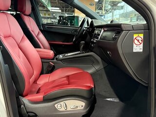 2026 Porsche Macan I Рестайлинг 2, белый, 8336530 рублей, вид 5
