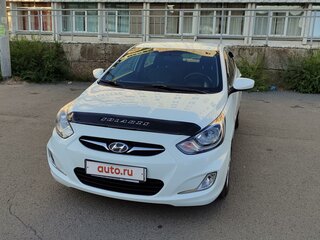 2014 Hyundai Solaris I, белый, 830000 рублей, вид 3