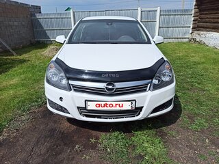 2012 Opel Astra H Рестайлинг, белый, 600000 рублей, вид 1