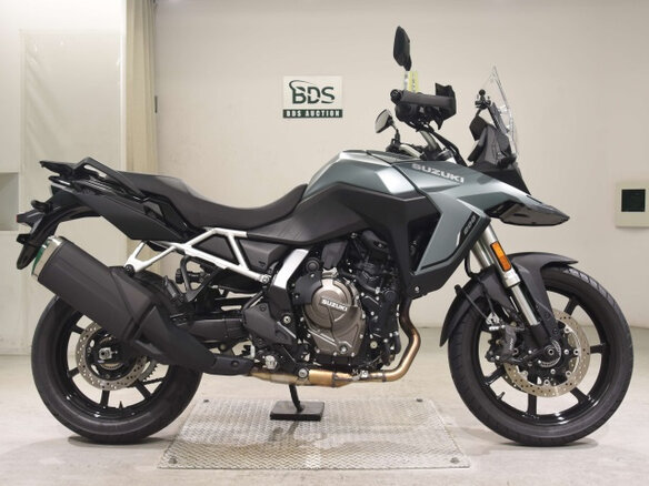 2024 Suzuki V-Strom 800DE, серый, 1300000 рублей