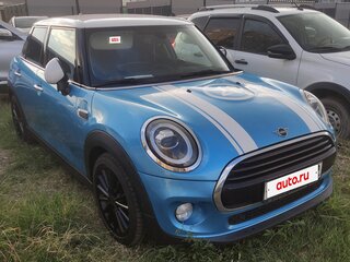 2019 Mini Hatch Cooper III (F55/F56) Рестайлинг, голубой, 1660000 рублей, вид 3