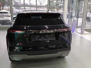 2023 Jaecoo J7 I, чёрный, 2950000 рублей, вид 4