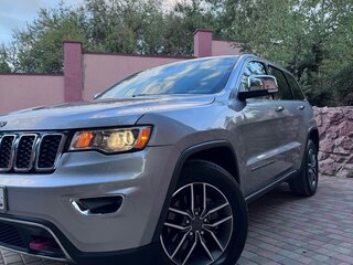 2020 Jeep Grand Cherokee IV (WK2) Рестайлинг, серый, 4500000 рублей, вид 1