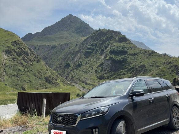 2019 Kia Sorento 8-speed III Prime Рестайлинг, серый, 2720000 рублей - вид 4