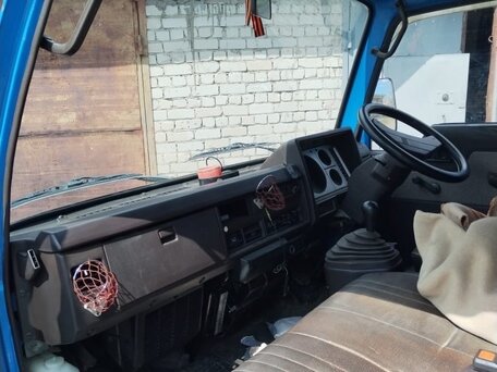 1991 Nissan Atlas, синий, 1300000 рублей, вид 4