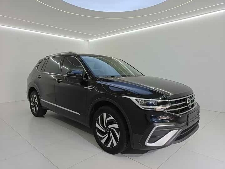 Открыть фотографии: Volkswagen Tiguan II Рестайлинг (China Market)
