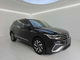 2023 Volkswagen Tiguan L II Рестайлинг (China Market), чёрный, 2388000 рублей, вид 1