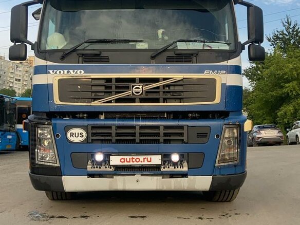 2002 Volvo FM, синий, 2100000 рублей - вид 1